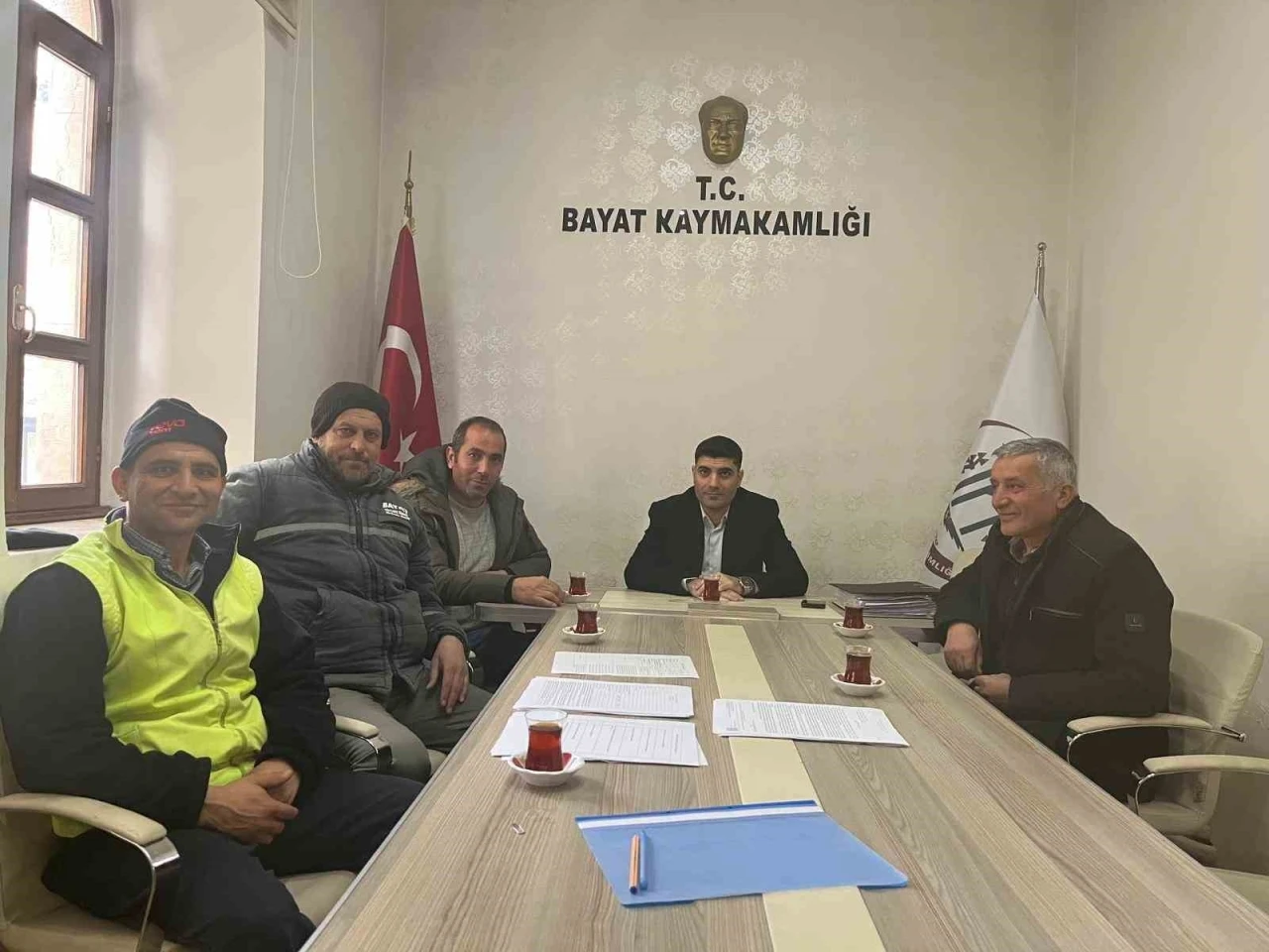 Kaymakam ilçe Özel İdaresi ekiplerinin sabah çayına konuk oldu
