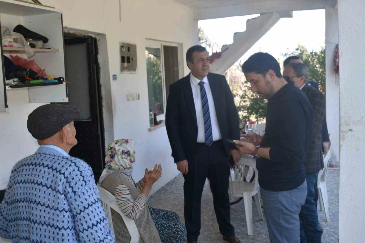 Kaymakam Yakuta, yangında mağdur olan vatandaşla görüştü
