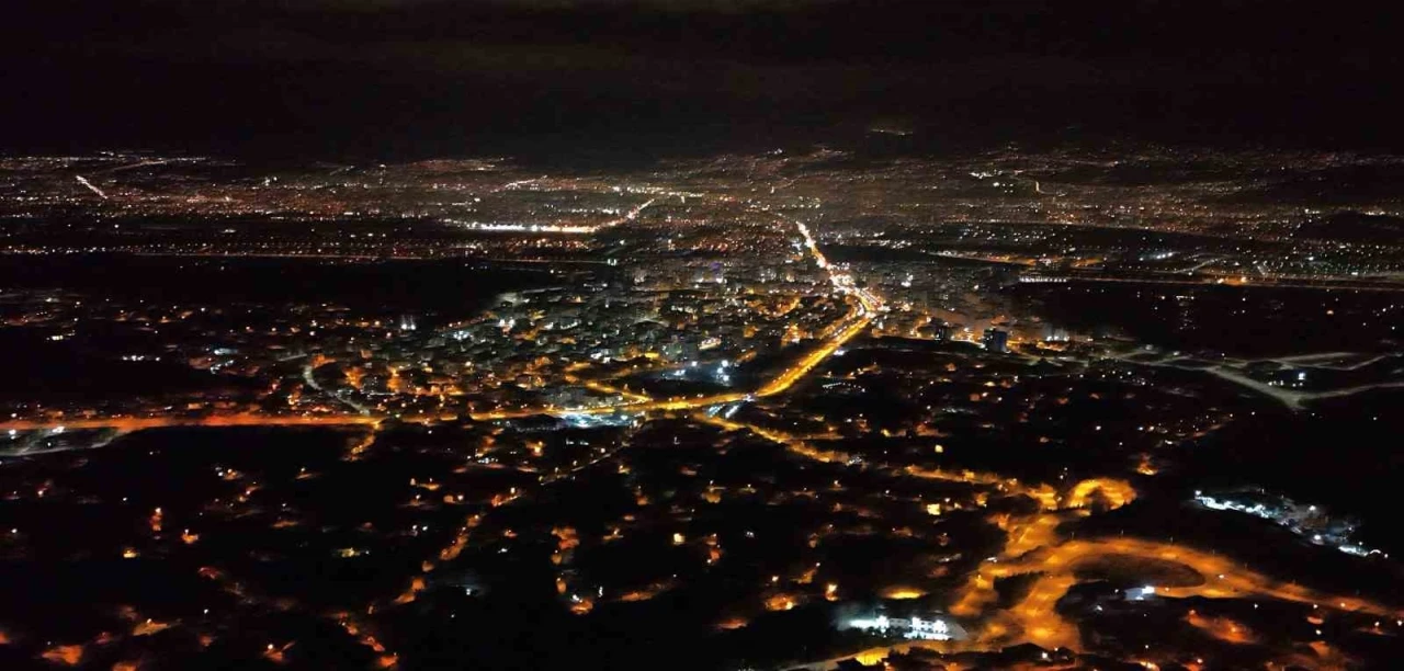 Kayseri’nin ışıkları göz kamaştırıyor
