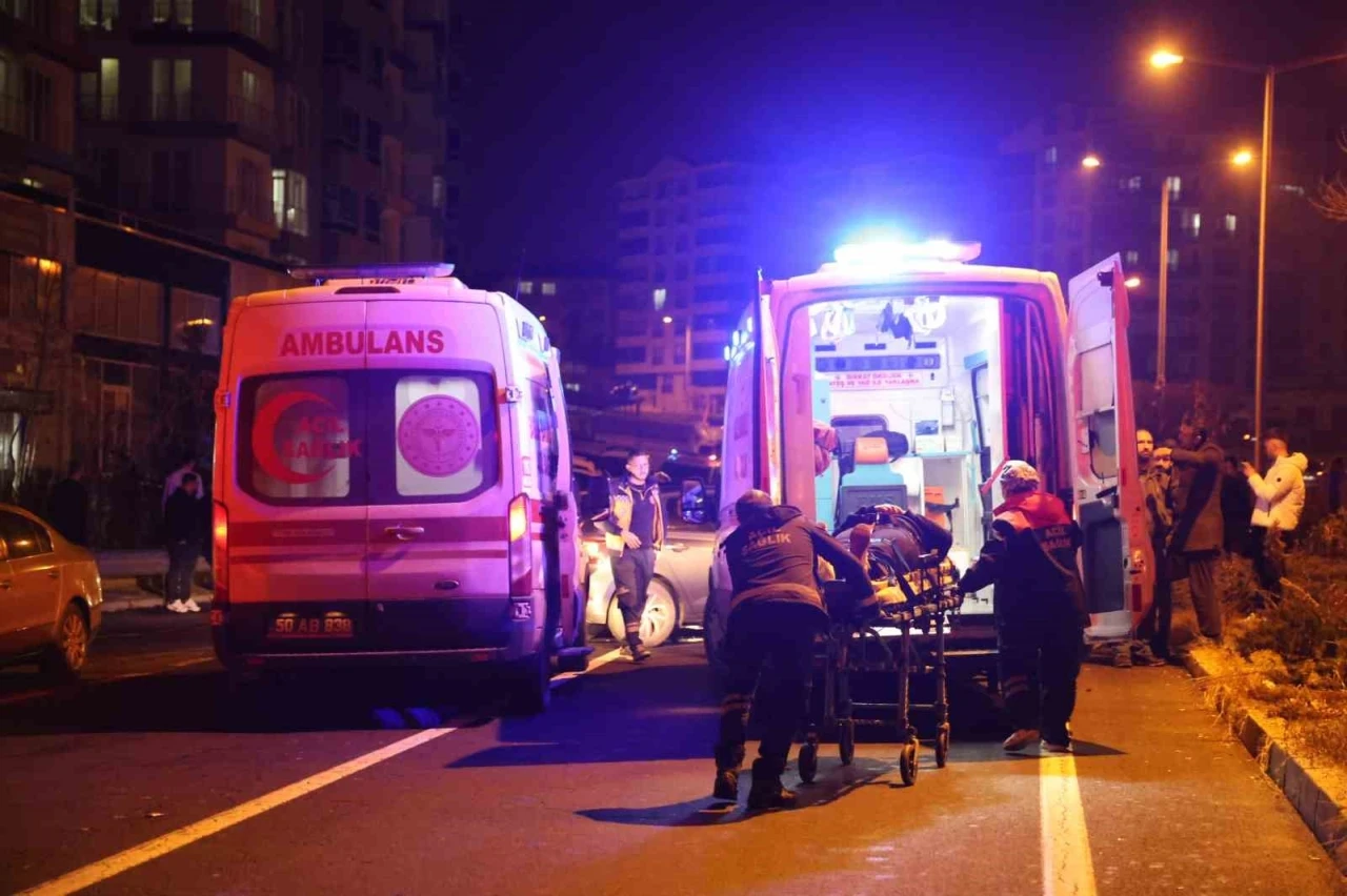 Kaza yapan alkollü sürücü ambulanstan kaçtı