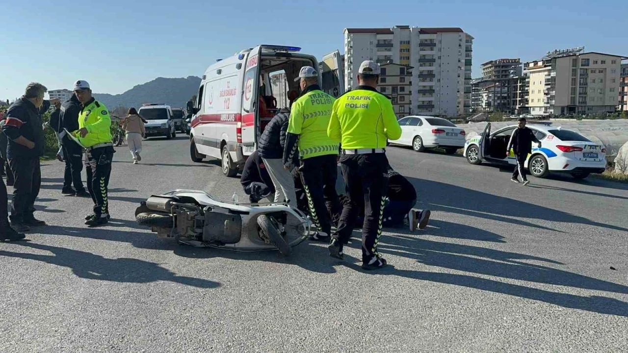 Kazada ağır yaralanan genç kız, 16 günlük yaşam mücadelesini kaybetti
