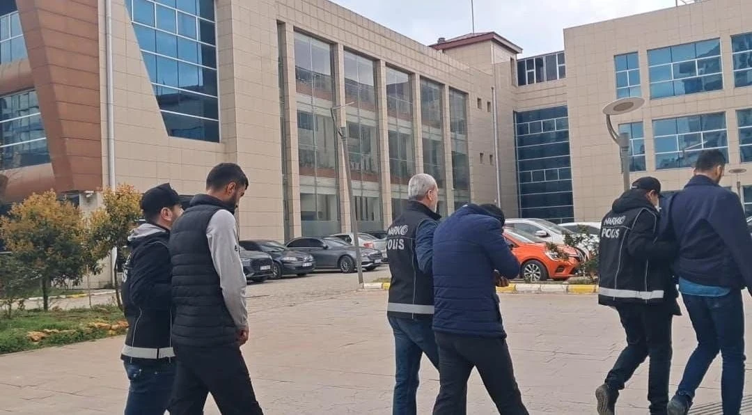 Kilis’te uyuşturucu operasyonu: 2 şahıs tutuklandı
