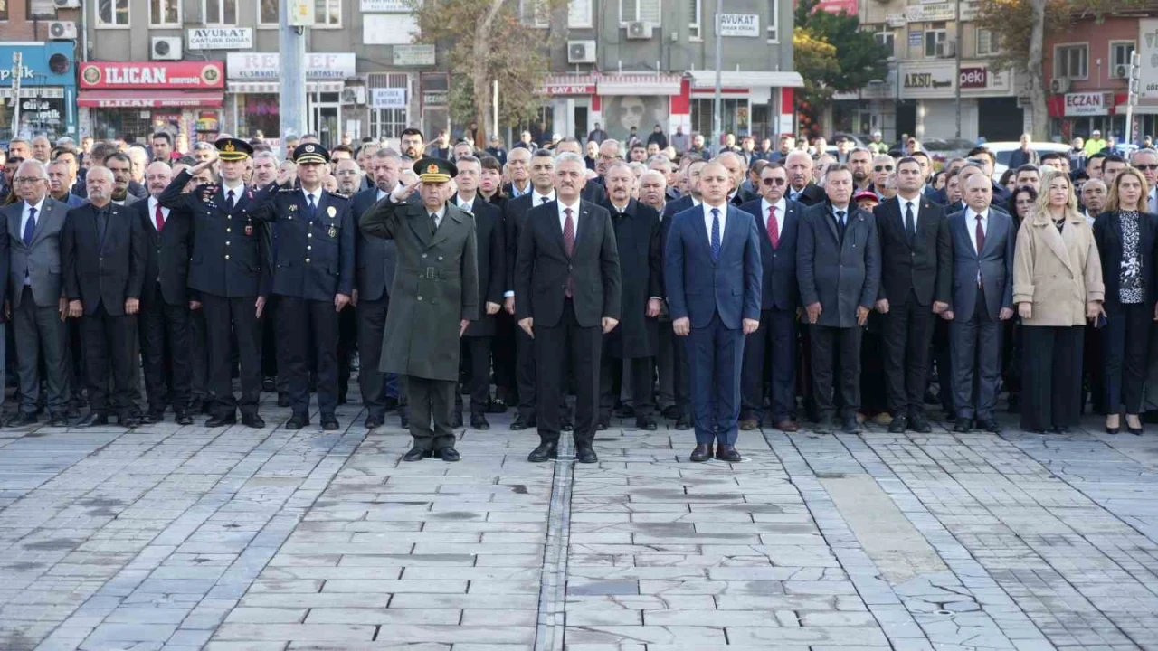 Kırıkkale’de saat 09.05’te hayat durdu
