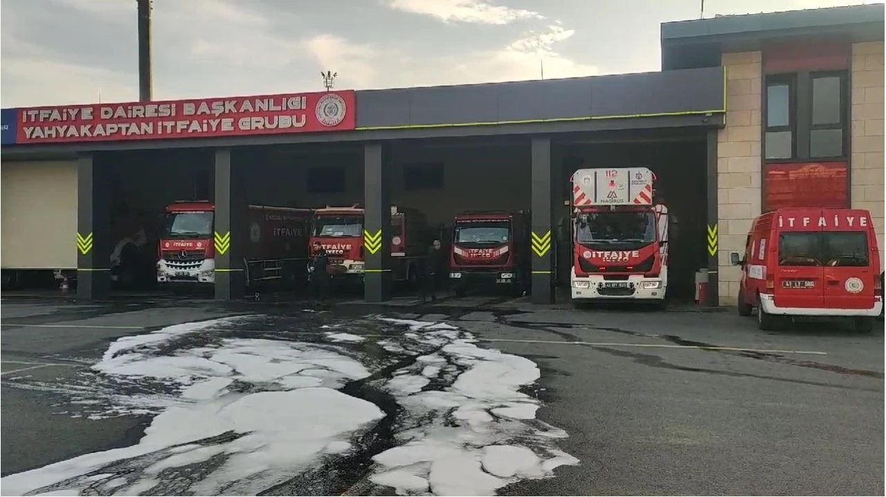 Kocaeli İtfaiyesi, 2 araç ve 5 personelle Bolu’da
