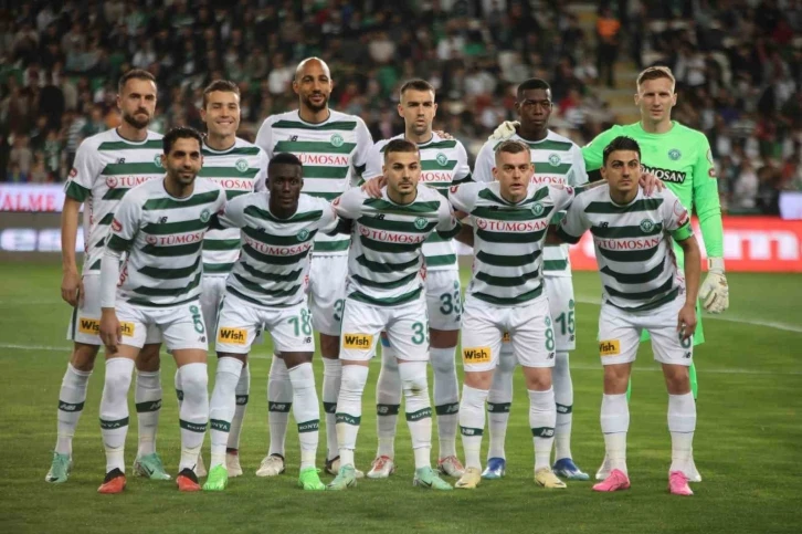 Konyaspor, ligin son 4 haftasında küme düşmemeye oynayacak
