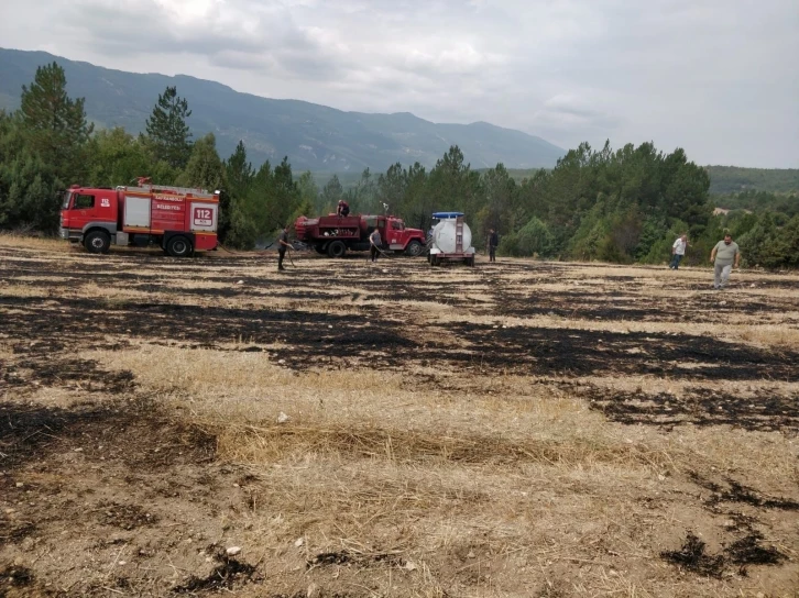 Kopan elektrik telleri yangına neden oldu
