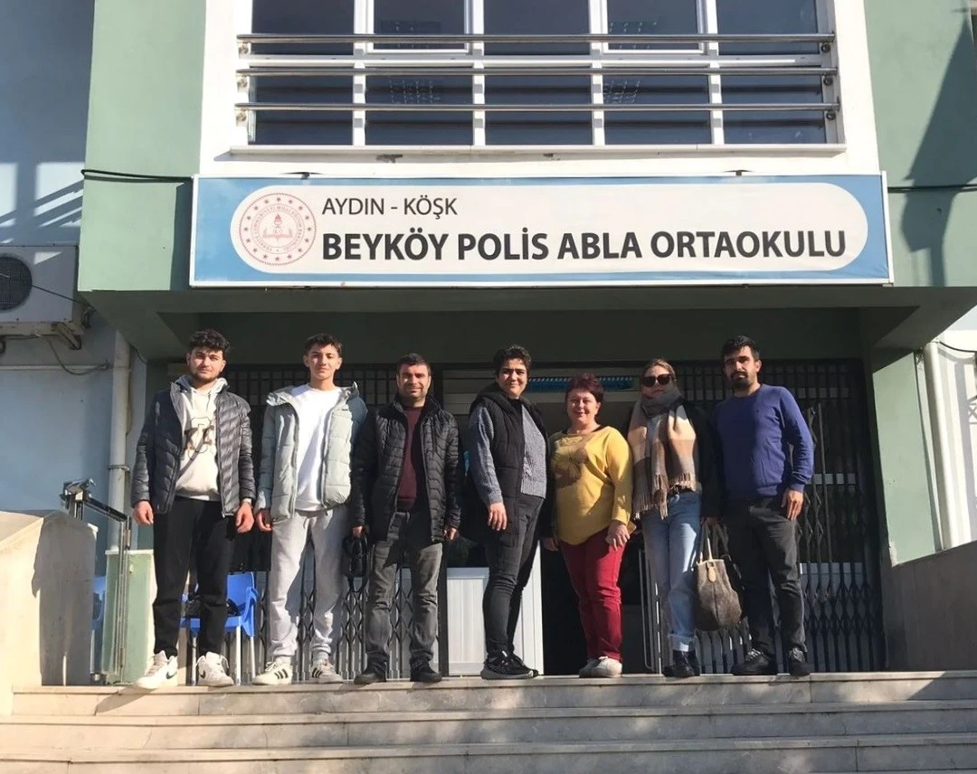 Köşk Mesleki ve Teknik Anadolu Lisesi öğrencileri hayata dokunuyor
