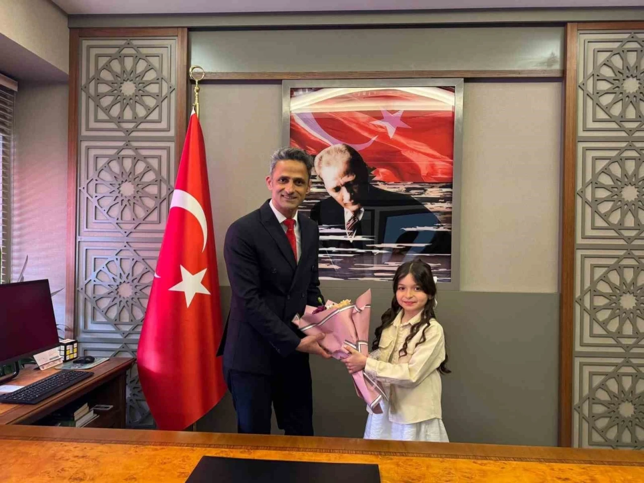 Küçük Kaymakam Duru Özer görev başında
