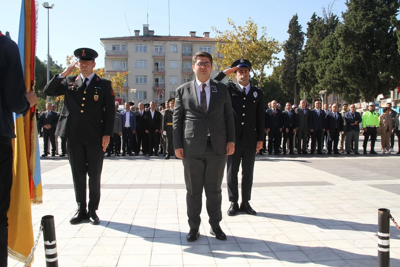 Kula’da Cumhuriyet Bayramı kutlamaları başladı
