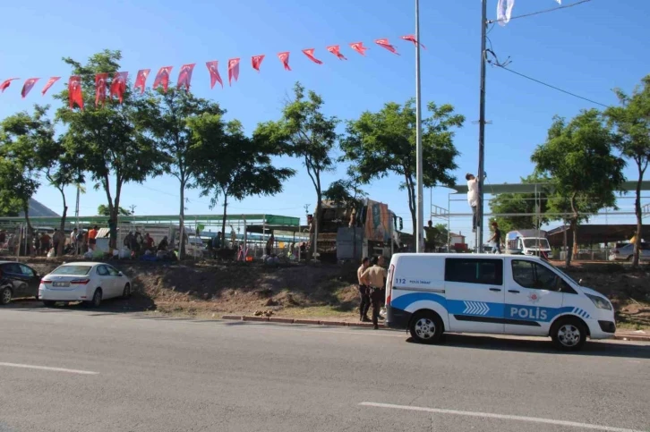 Kurban eti verilmeyince kendini asmaya çalıştı
