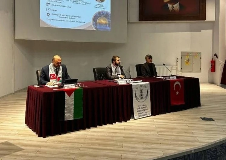 Kütahya’da "Gazze soykırımının ayak izleri" konulu panel
