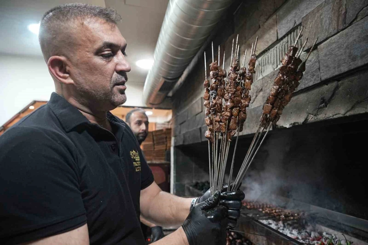 Kuzunun ciğeri pirzolayı geçti
