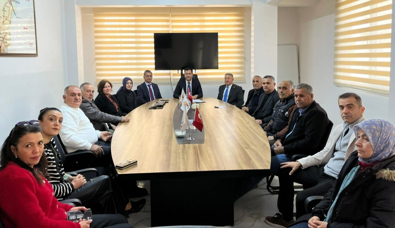 Laçin, İlk Ziyaretini İlçe Teşkilatlarına Gerçekleştirdi