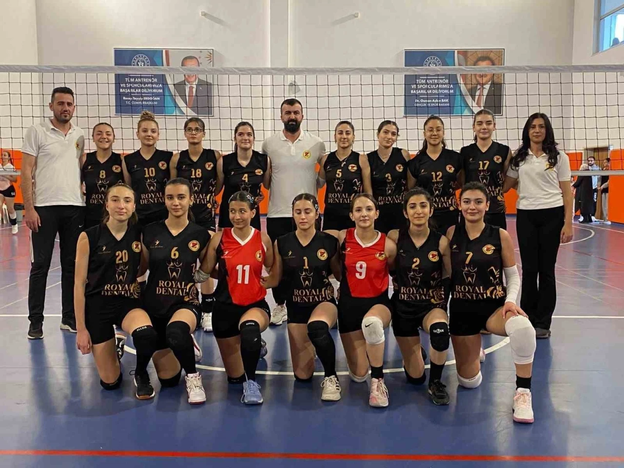 Malatya’da genç kızlar voleybol şampiyonları belli oldu
