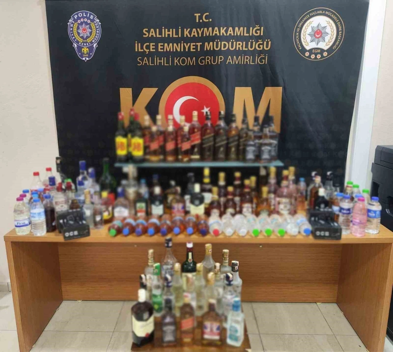 Manisa’da 62 litre gümrük kaçağı alkol ele geçirildi
