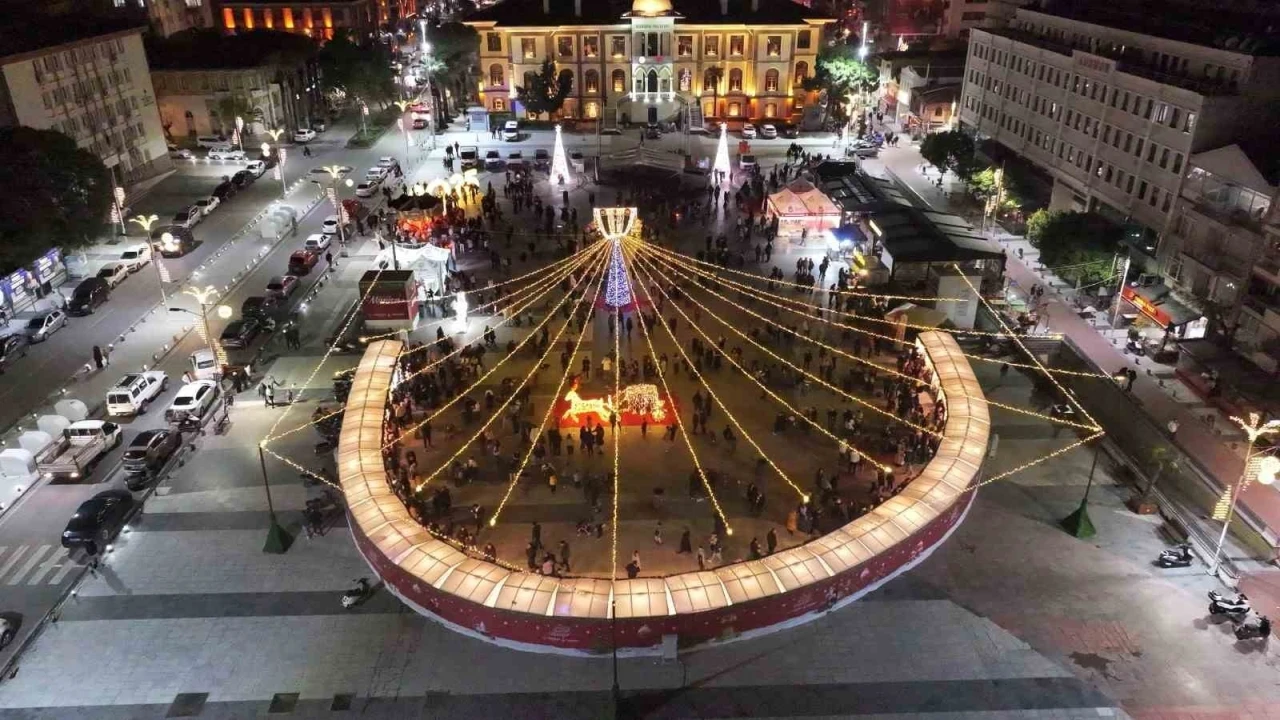 Manisa ışıl ışıl caddeleriyle yeni yıla hazır
