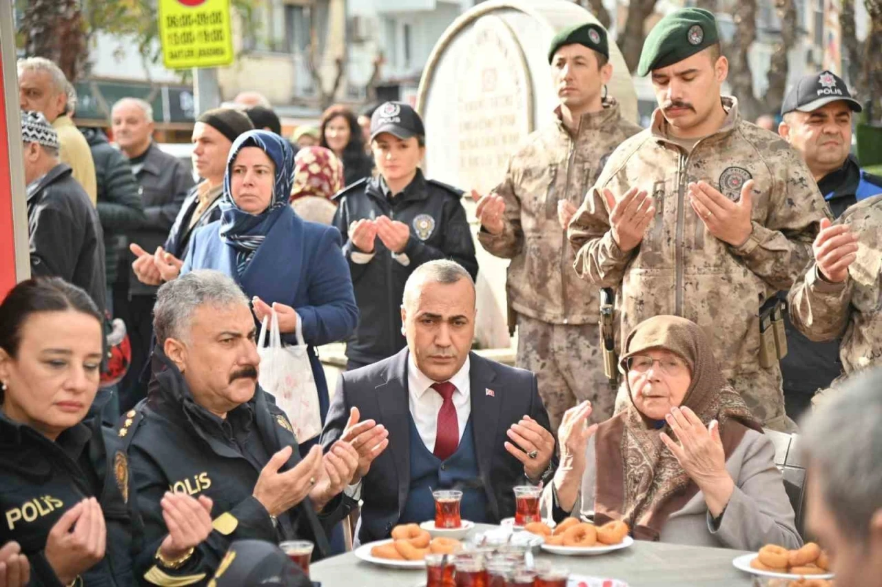 Manisalı Şehitler Hikmet Onan ve Hasan Akoral dualarla anıldı
