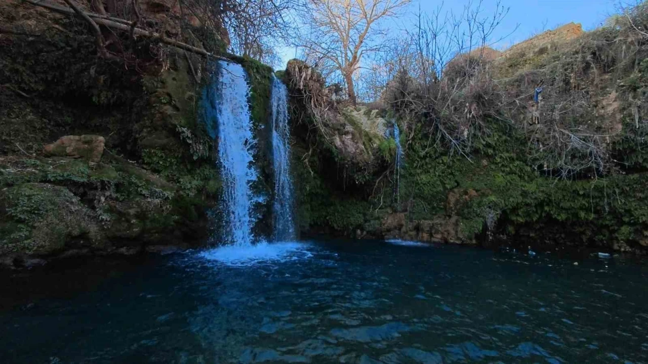 Mardin’de Gurs Vadisi doğal güzelliğiyle dikkat çekiyor
