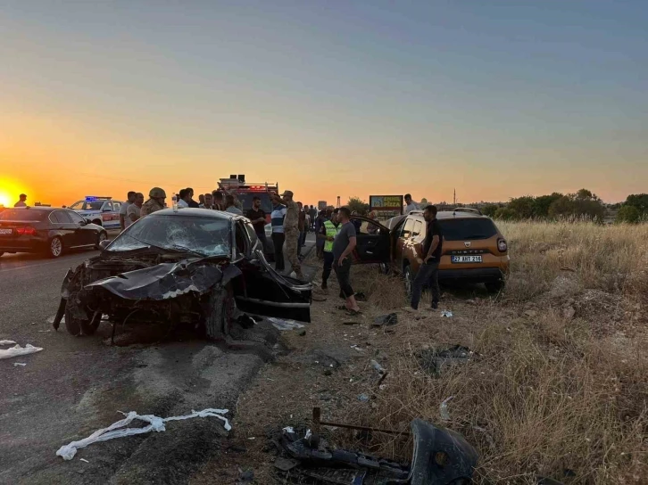 Mardin’de iki otomobil çarpıştı: 4 yaralı
