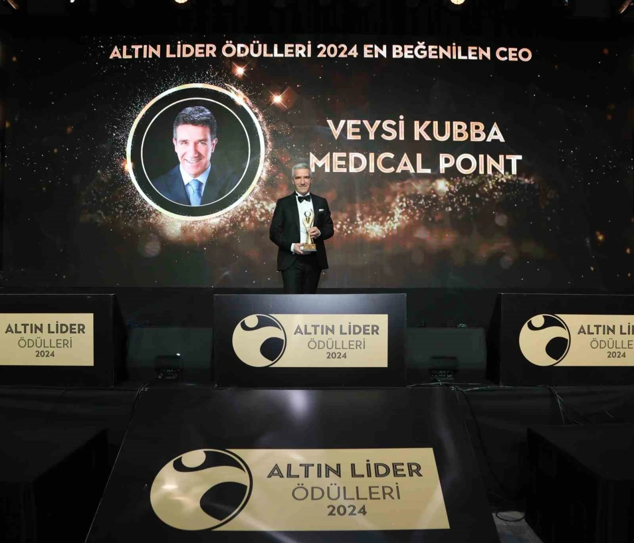 Medical Point Hastaneler Grubu’na ’Altın Liderler Büyük Ödülü’
