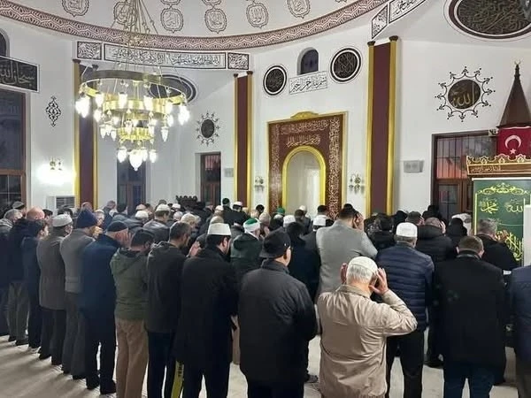 Menteşe’de sabah namazı buluşmasına yoğun ilgi
