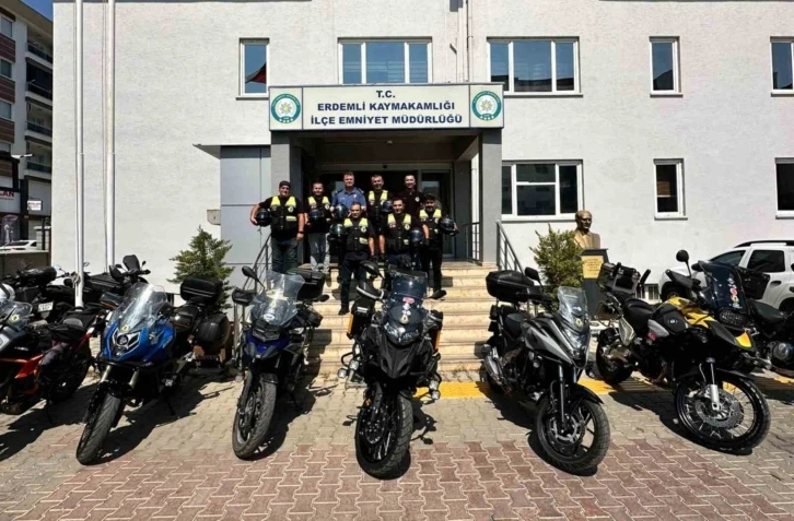 Motosiklet tutkunları kask kullanımına dikkat çekti
