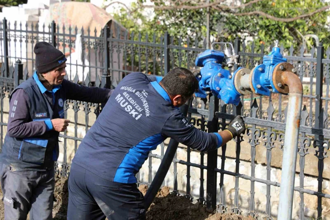 MUSKİ, Eski Hatları Yenileyerek Su Sorununu Çözüyor