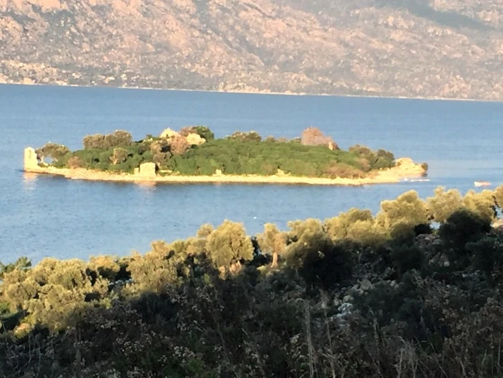 MUĞLA’DA GÖL VE DAĞ ARASINDAKİ GİZEMLİ KÖY