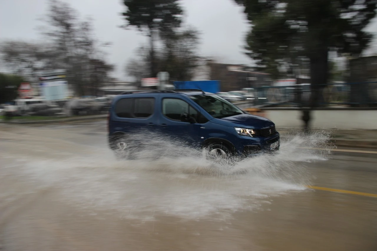 METEOROLOJİDEN MUĞLA İÇİN ŞİDDETLİ YAĞIŞ UYARISI