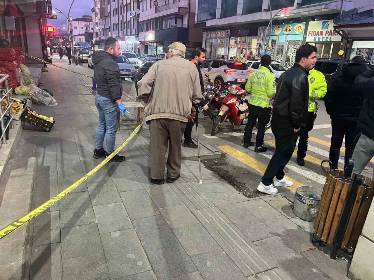 Oğlu tarafından bıçaklanan baba ağır yaralandı
