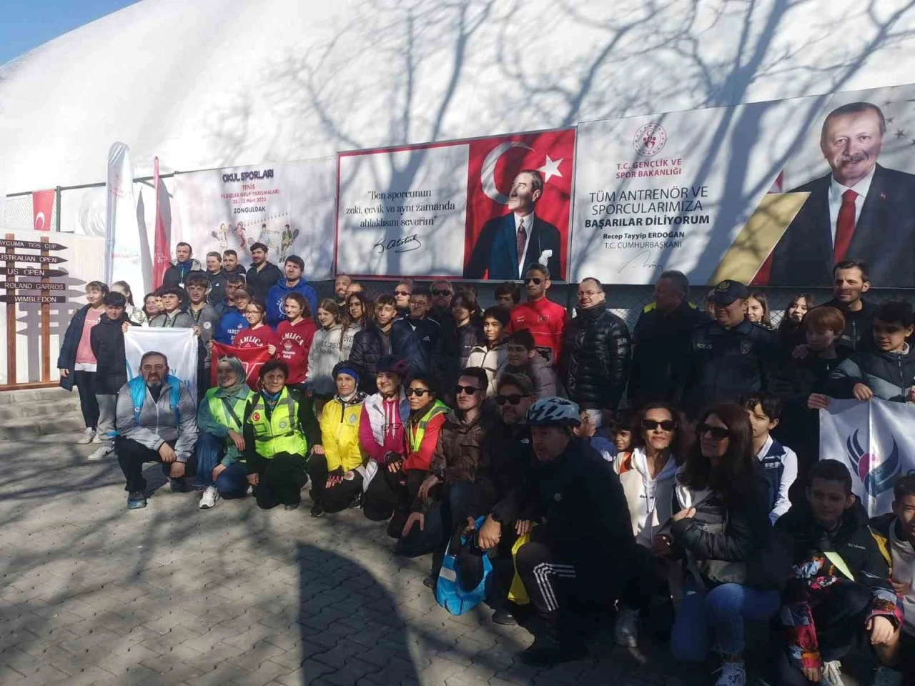 Okul sporları tenis yıldızlar grup maçları Çaycuma’da başladı
