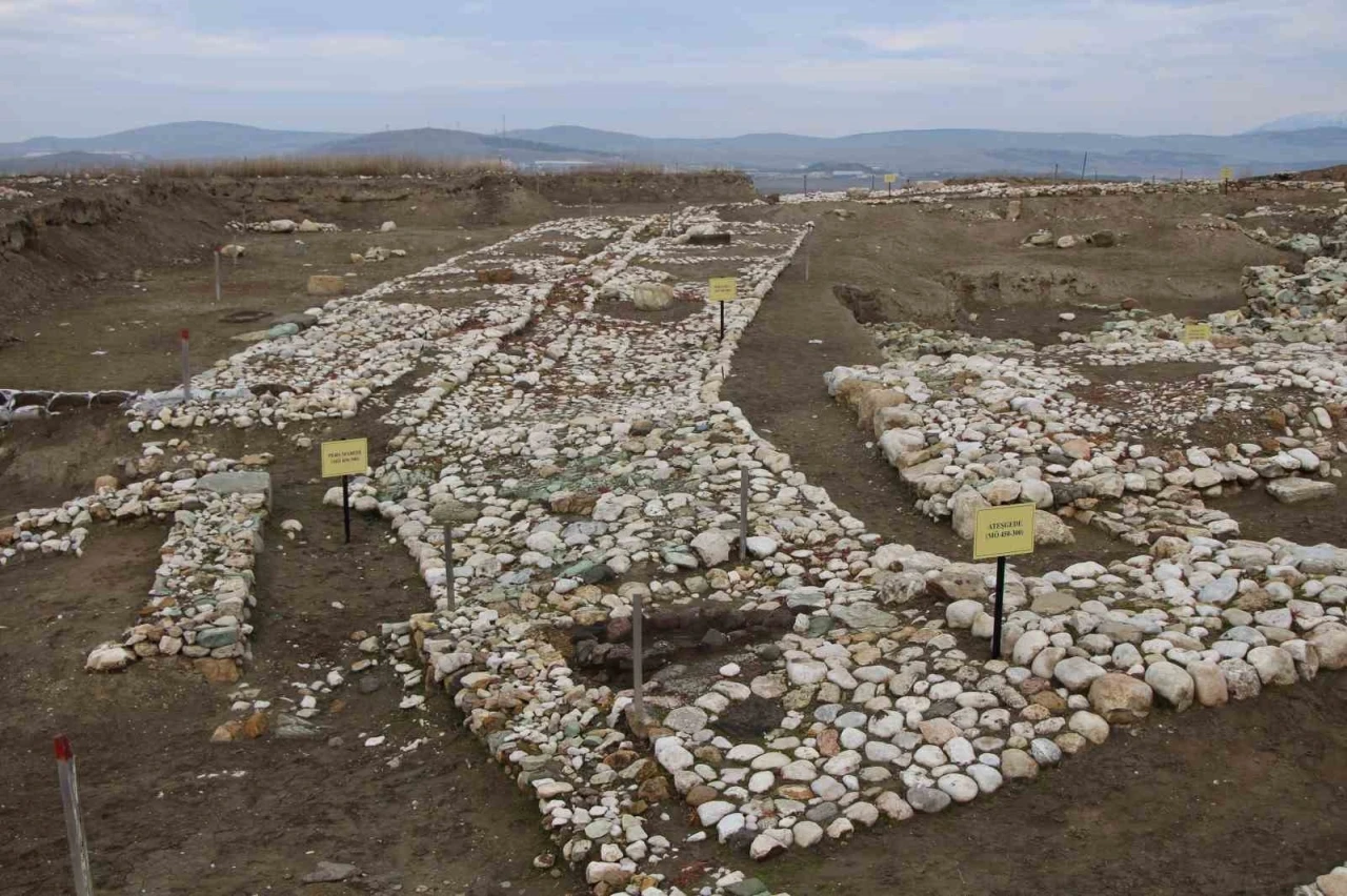 Oluz Höyük kazıları 18 yıldır sürüyor
