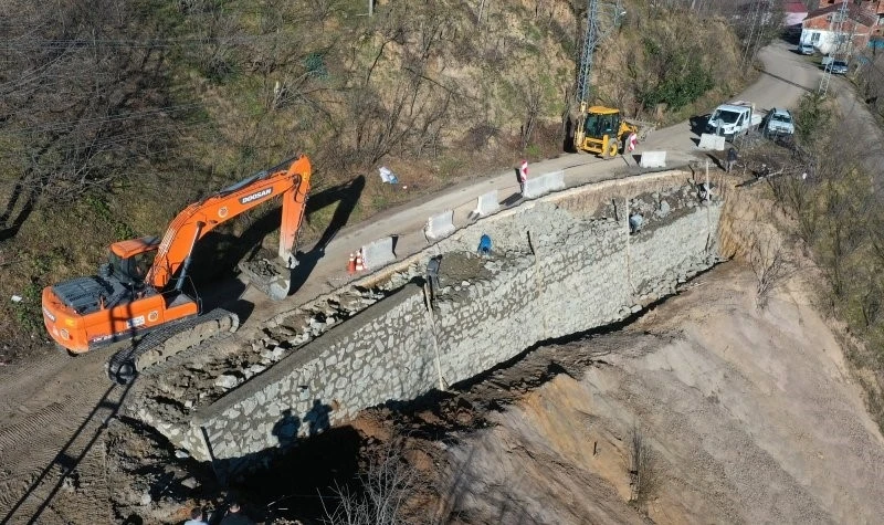 Ordu’da 30 kilometrelik yol, taş duvar ile koruma altına alınıyor
