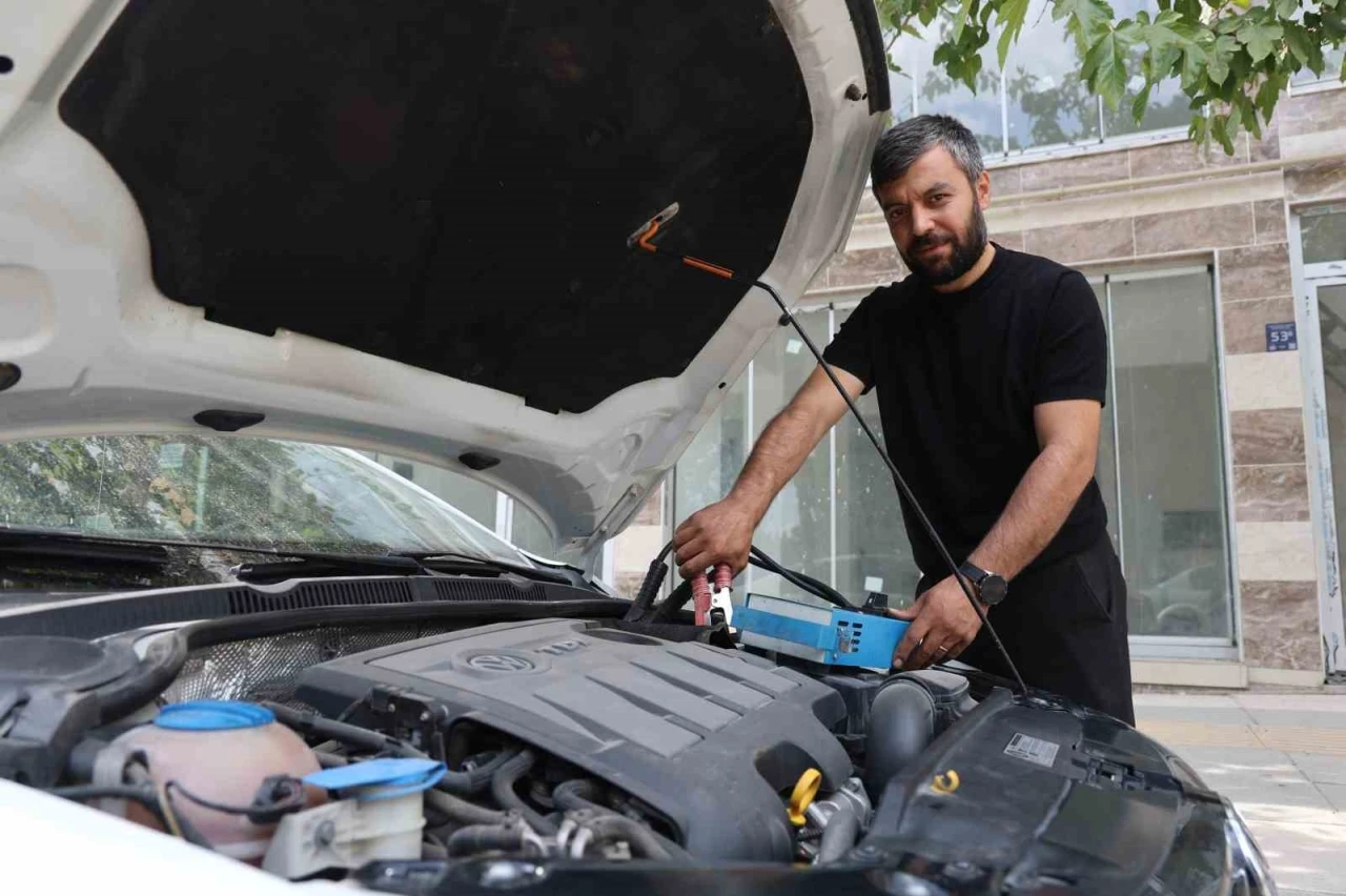 Oto elektrik ustasından uyarı: "3 bin liralık masraftan kaçıp, 50 bin liradan olmayın"
