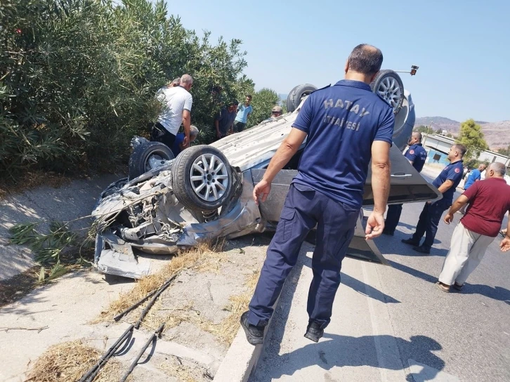 Otomobil takla attı:  3 yaralı
