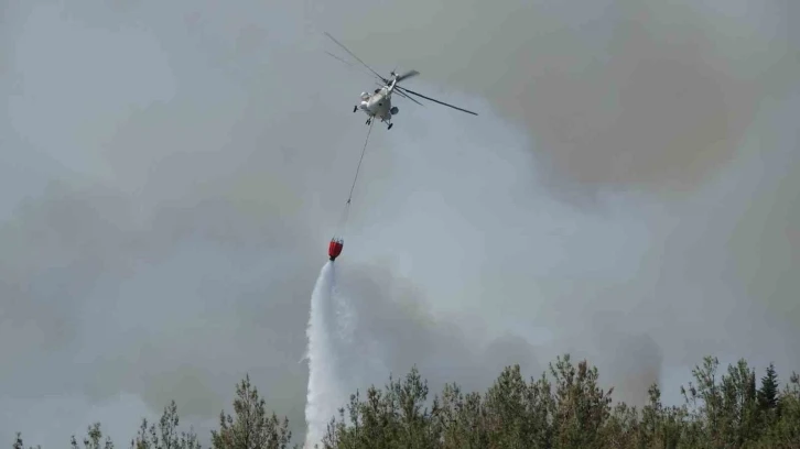 (Özel) Çanakkale’deki tarihi yangında uçak ve helikopterler 708 sorti yaptı, 146 saat havada kaldı
