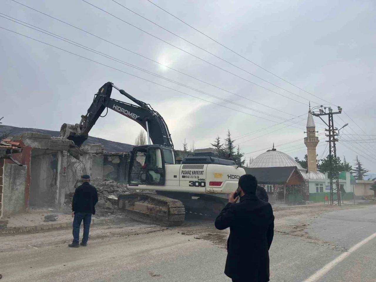 Özükavak Belediyesi yenileme çalışmalarına devam ediyor
