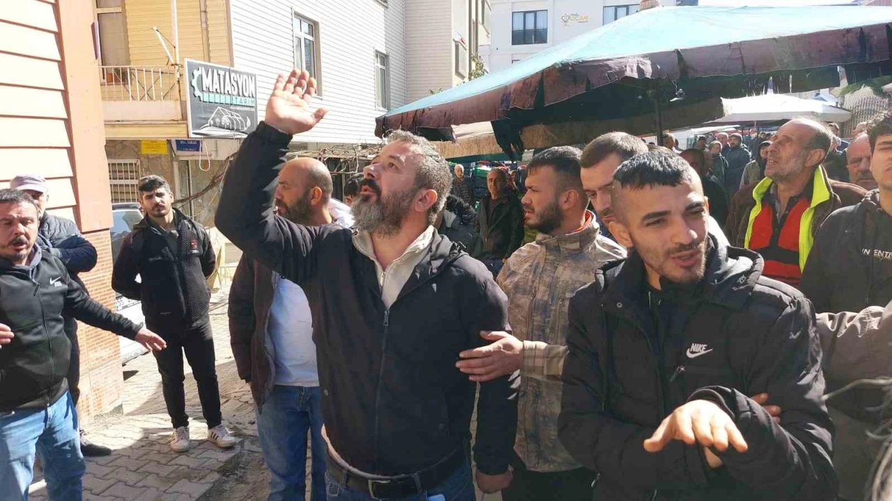 Pazar yerinin taşınmasındaki yanlış anlaşılma tartışmaya yol açtı
