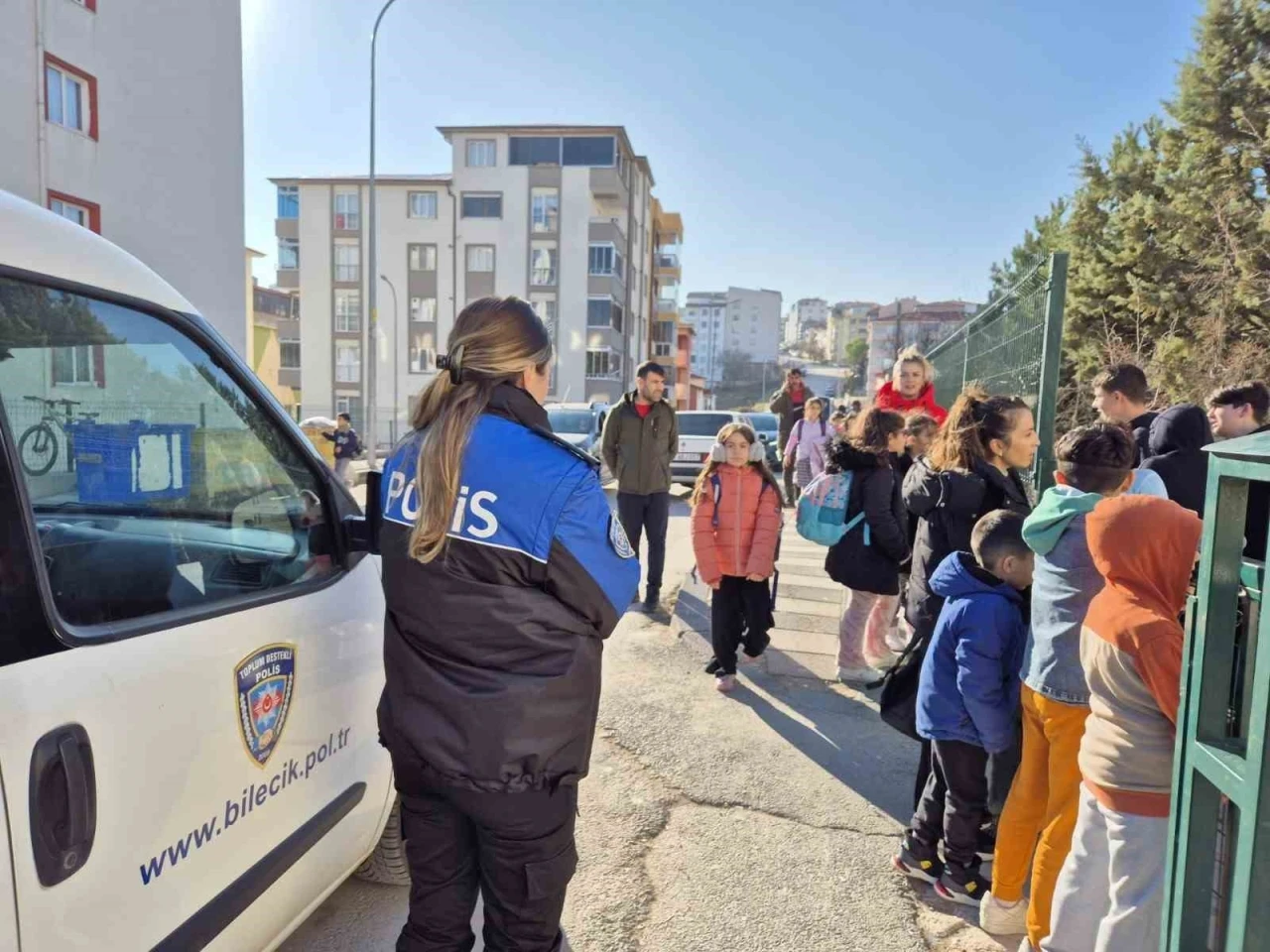 Polis ekipleri velileri bilgilendirdi
