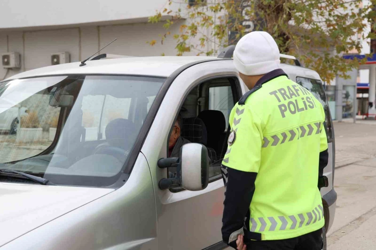 Polis kural ihlali yapanları dron ile tespit etti
