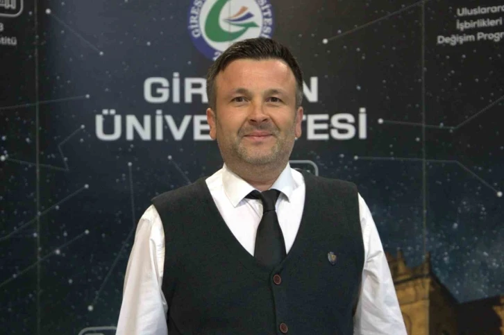 Prof. Dr. Ayhan Kara: “Rusya-Ukrayna savaşının neden olabileceği nükleer risklere daha fazla odaklanmalıyız”
