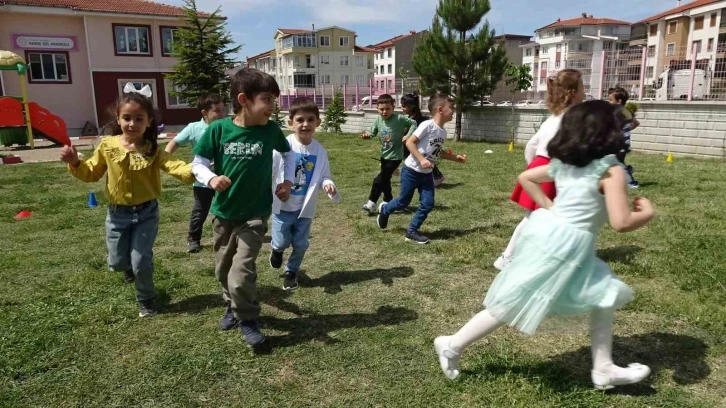 "Oyun, çocuklarımızın en ciddi işi"
