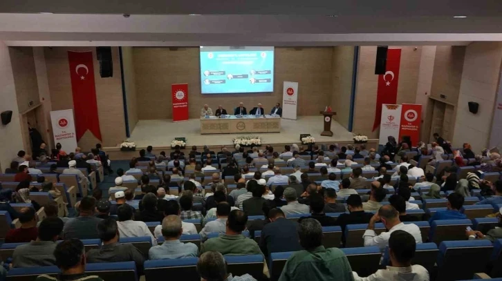 &quot;Peygamberimiz ve Şahsiyet İnşası&quot; konulu panel yapıldı
