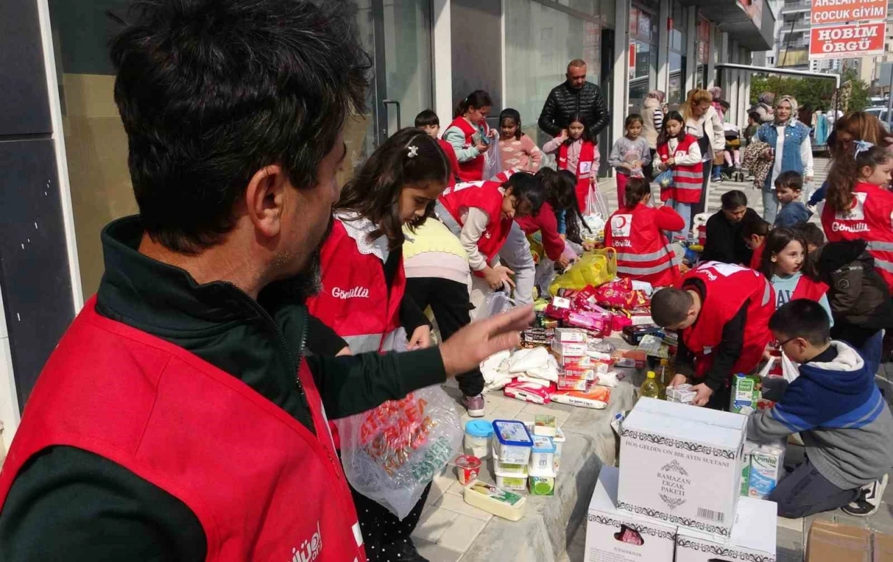 Ramazan ayı nedeniyle çocuklar örnek bir çalışmaya imza attı
