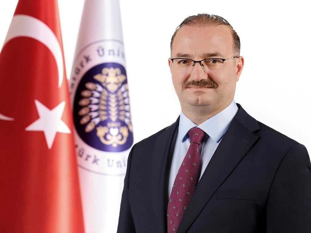 Rektör Müftüoğlu; "Erzurum’un düşman işgalinden kurtuluşunun ve İstiklal Marşı’nın kabulünün yıl dönümü kutlu olsun
