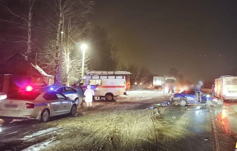 Rusya’da otomobil otobüsle çarpıştı: 3 ölü
