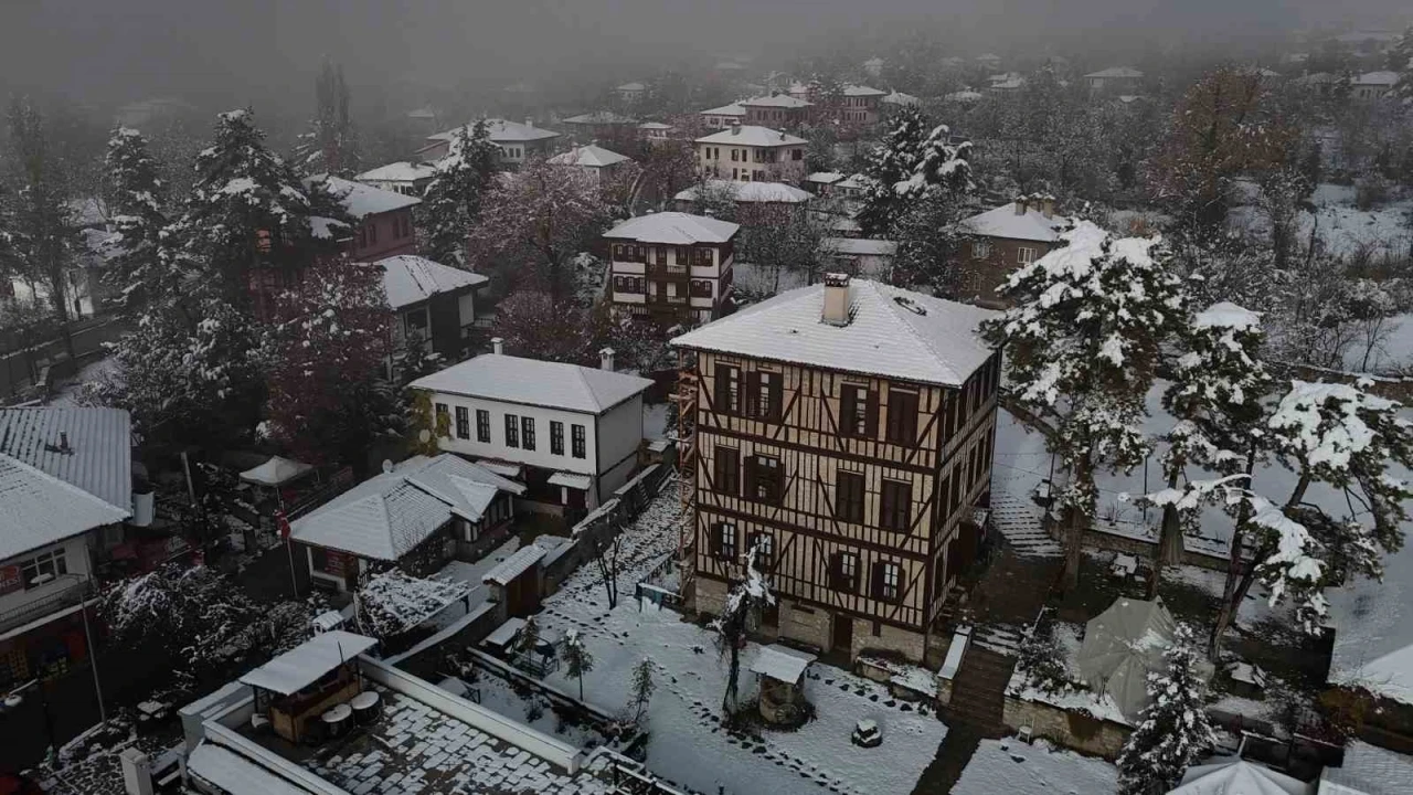 Safranbolu’da kar güzelliği
