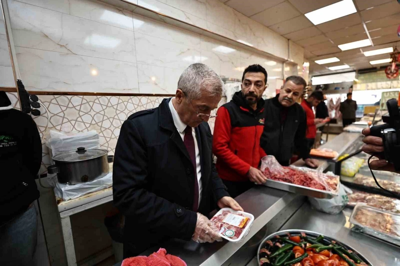 Şahinbey Belediyesi’nden kasap ve marketlere sıkı denetim
