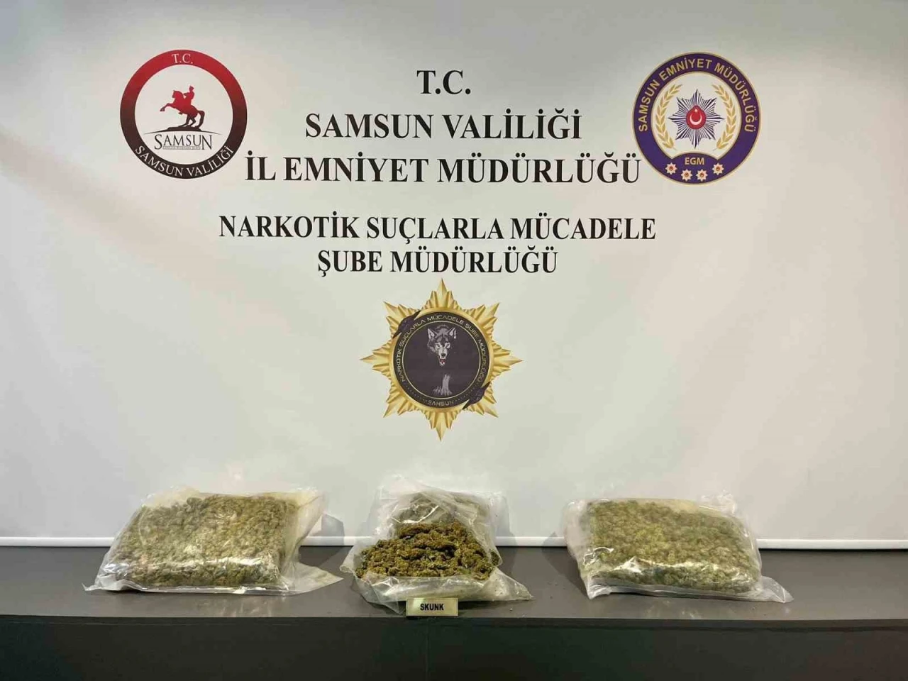 Samsun’da 2 kilo 160 gram skunk ve 352 gram metamfetamin ele geçirildi
