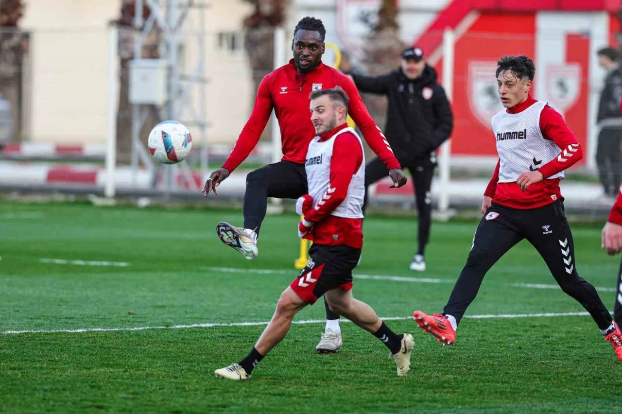 Samsunspor, Gaziantep FK maçı hazırlıklarını sürdürdü
